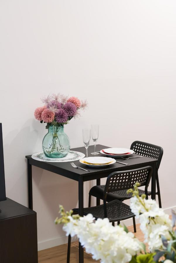 Kwiatowa Apartments Poznan City Center By Noclegi Renters Buitenkant foto