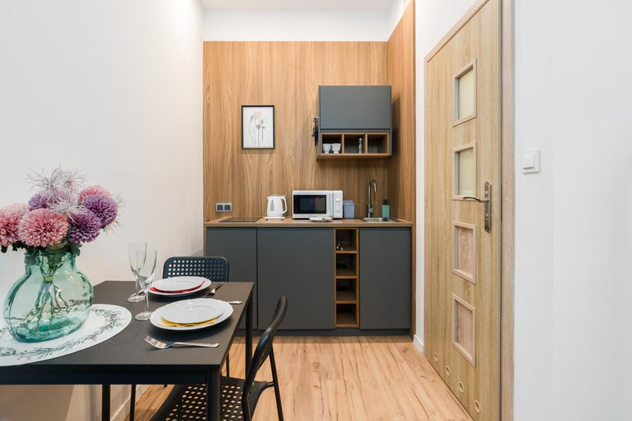 Kwiatowa Apartments Poznan City Center By Noclegi Renters Buitenkant foto
